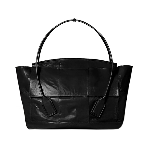 [스페셜오더]BOTTEGA VENETA-618463 보테가 베네타 네로 페이퍼 카프스킨 맥시 아르코 슬라우치